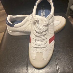White men sneakers size 12 brand new